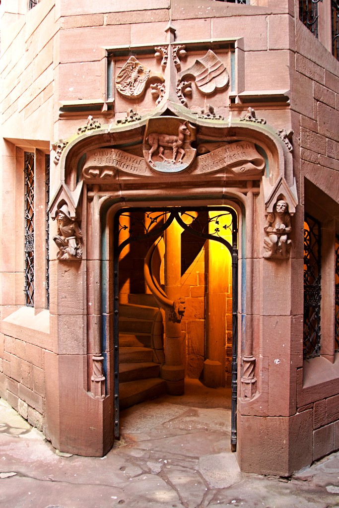 chateau koenigsbourg koenigsburg kasteel burcht hdr orschwiller elzas vogezen france frankrijk fort